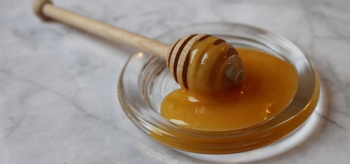Honey – The sweet way to treat your skin